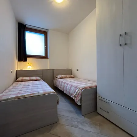 Apartment Casa Margherita - Larihome A49 Gravedona