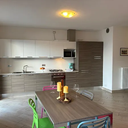 Casa Margherita - Larihome A49 Apartment